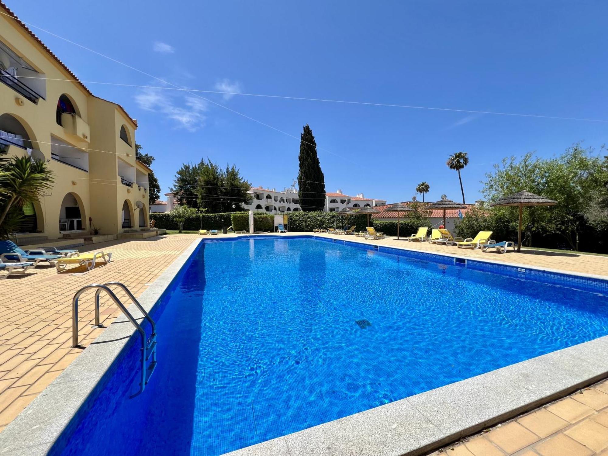 Tropical View 1 With Pool By Homing Albufeira